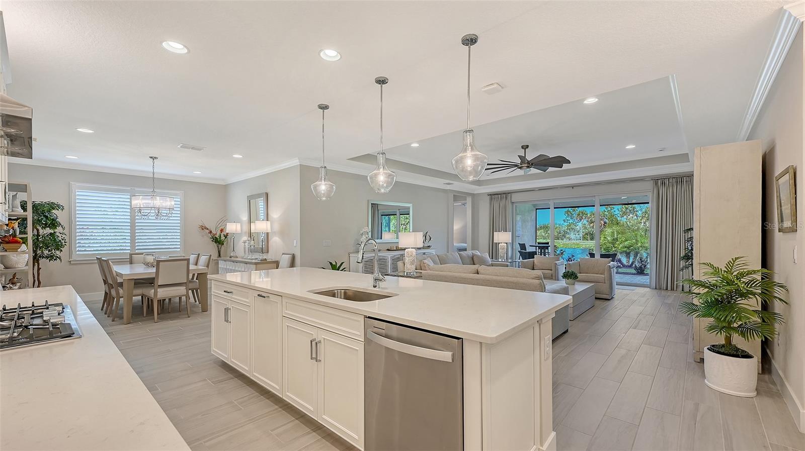 5521 BLUE WATER BLVD, SARASOTA, FL, 34238