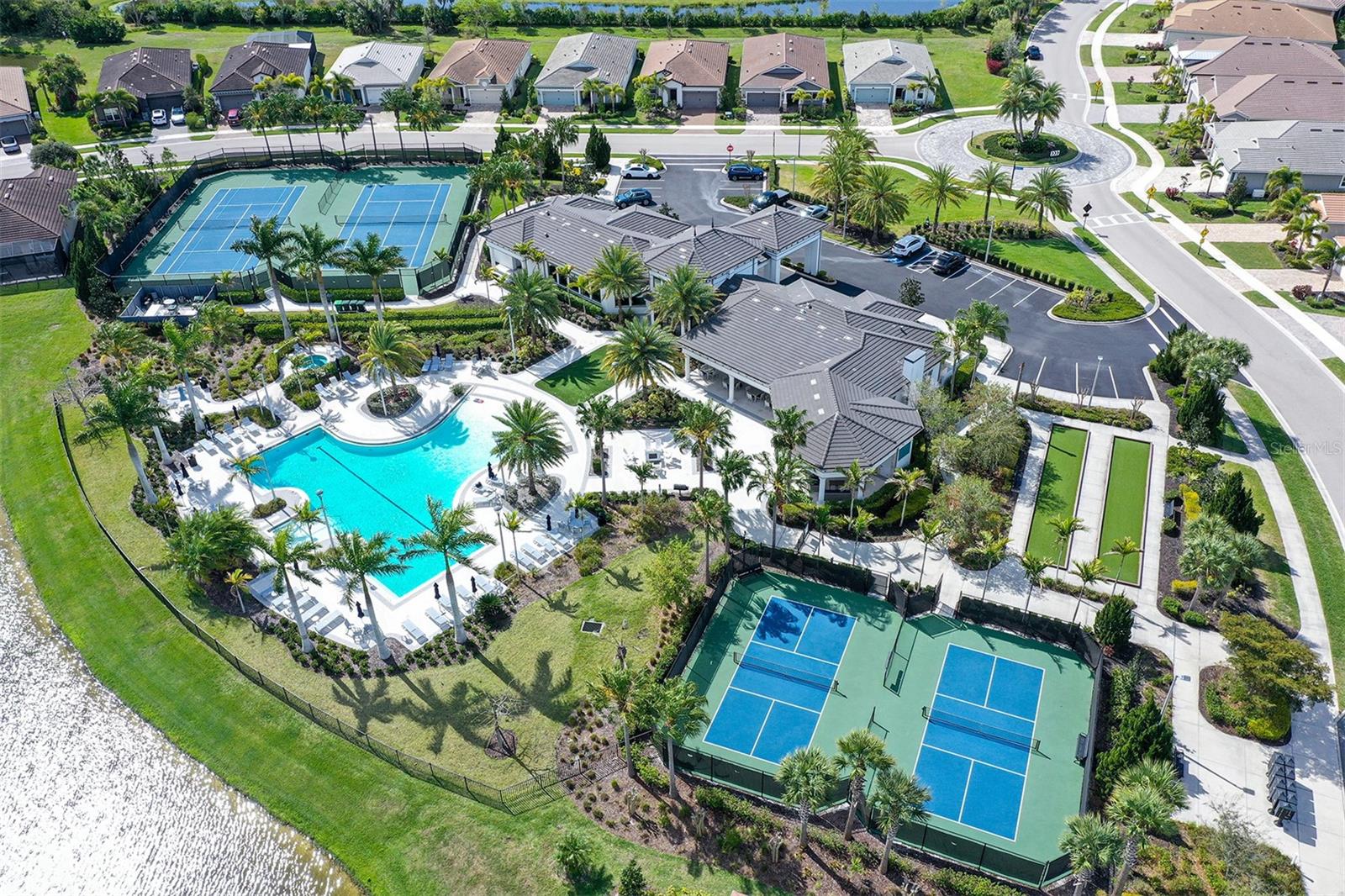 5521 BLUE WATER BLVD, SARASOTA, FL, 34238