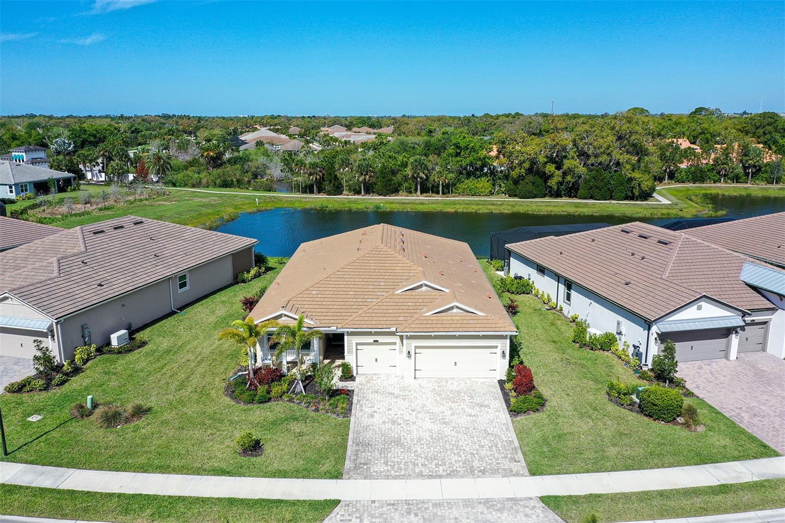 5521 BLUE WATER BLVD, SARASOTA, FL, 34238