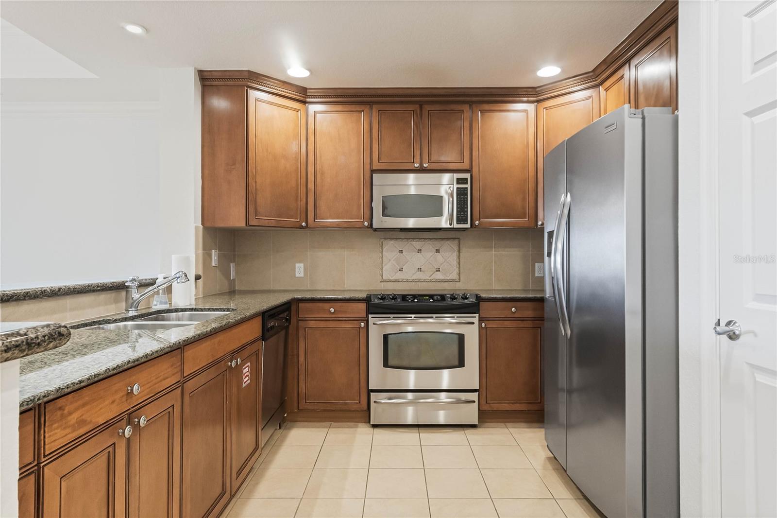 1102 SUNSET VIEW CIR #103, REUNION, FL, 34747