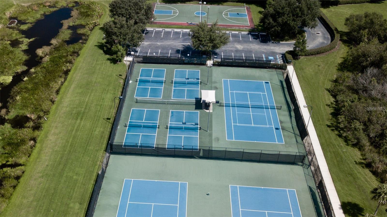 1003 FAIRWAYCOVE LN #205, BRADENTON, FL, 34212