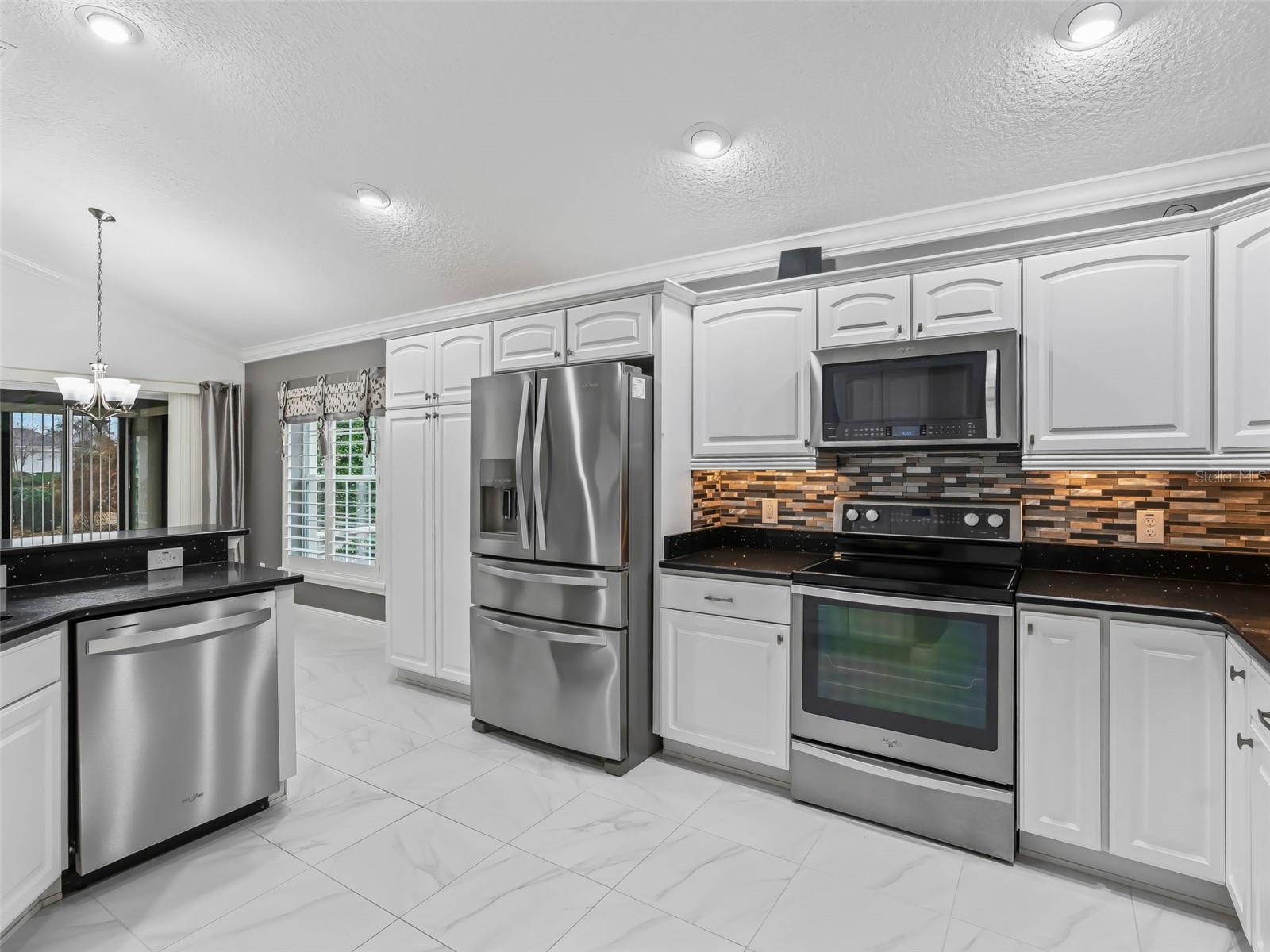 3556 MISTLETOE CT, THE VILLAGES, FL, 32163