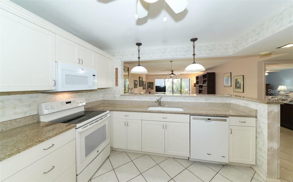 183 PINENEEDLE DR, BRADENTON, FL, 34210