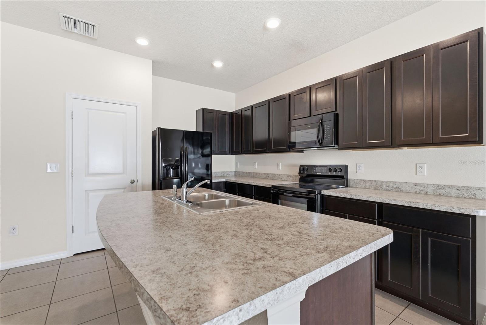 424 NEWMONT CIR, RUSKIN, FL, 33570