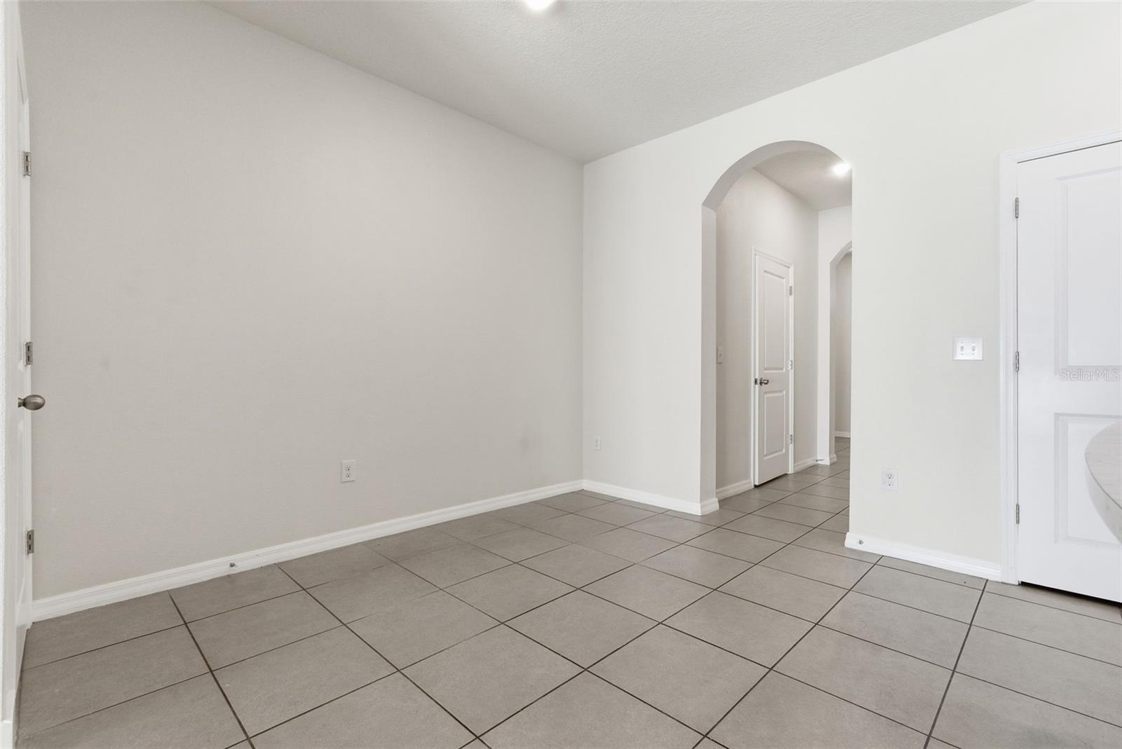 424 NEWMONT CIR, RUSKIN, FL, 33570