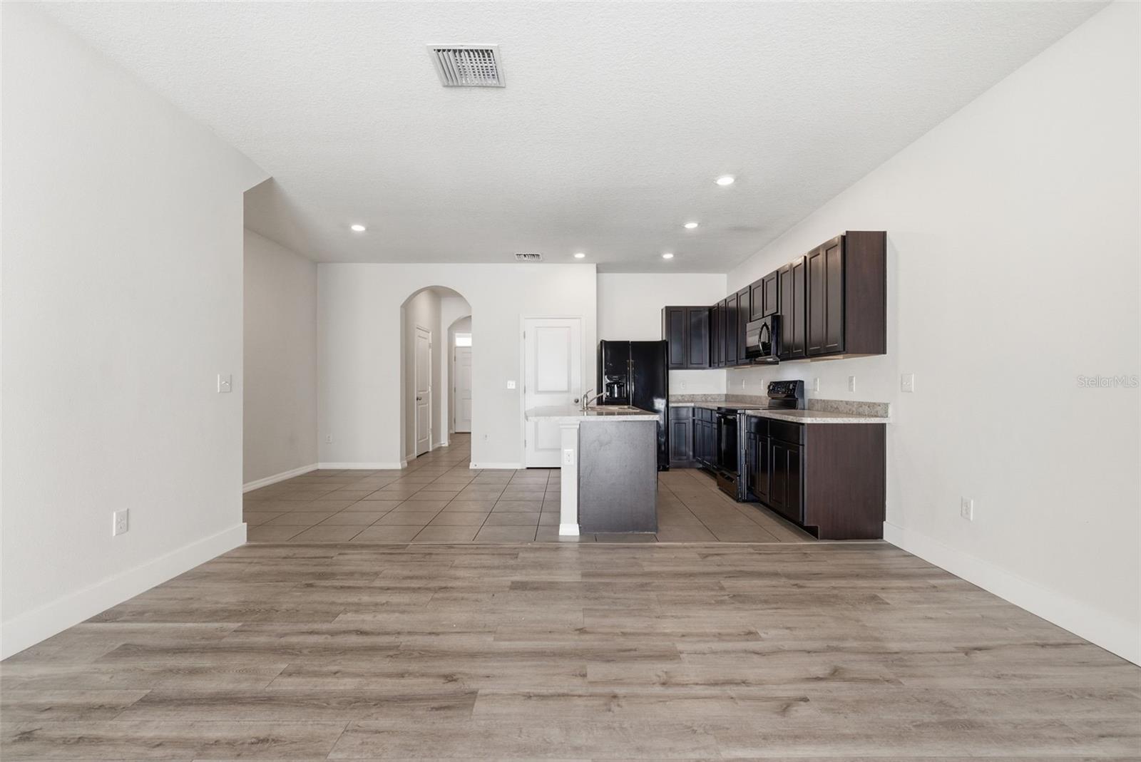 424 NEWMONT CIR, RUSKIN, FL, 33570