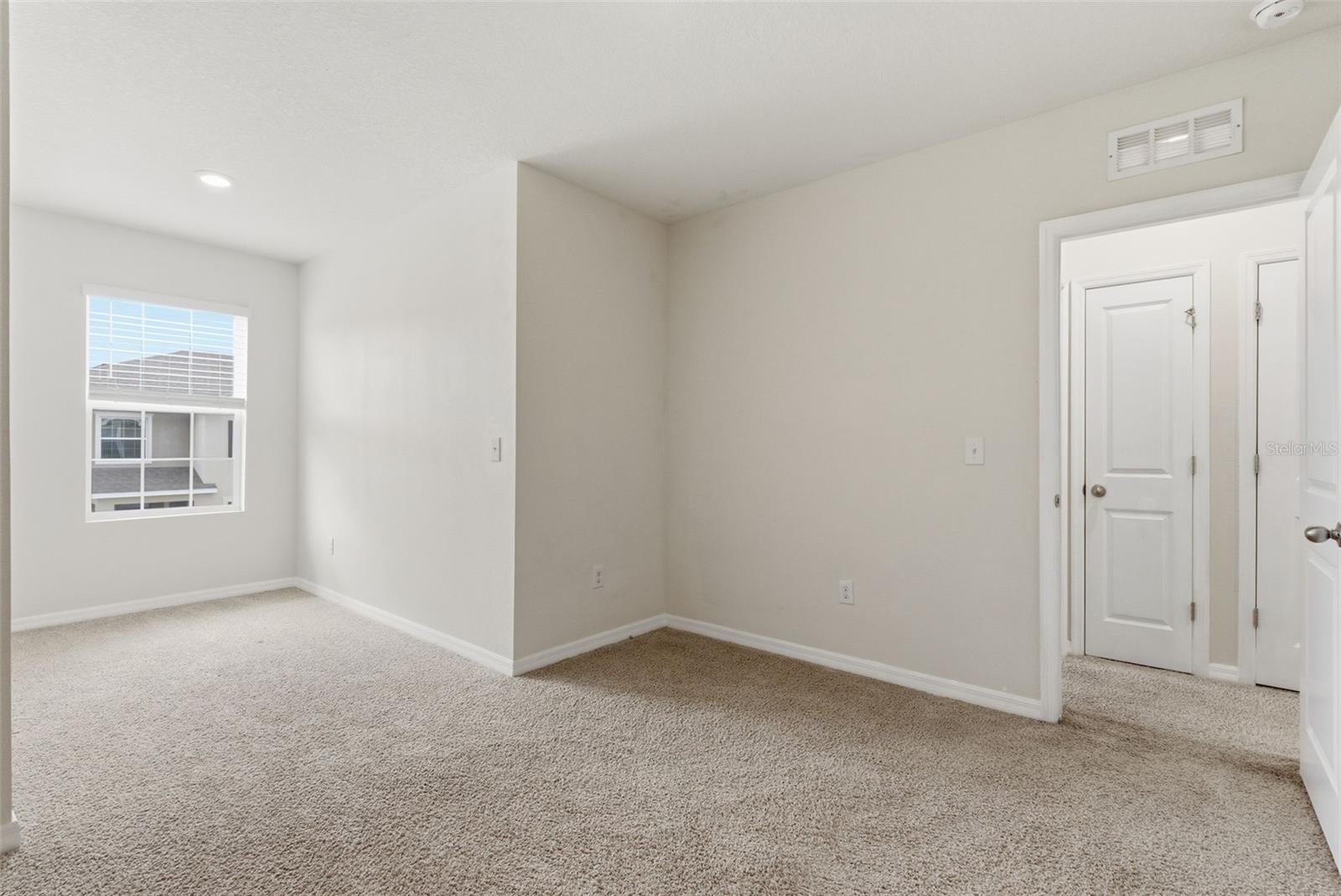 424 NEWMONT CIR, RUSKIN, FL, 33570