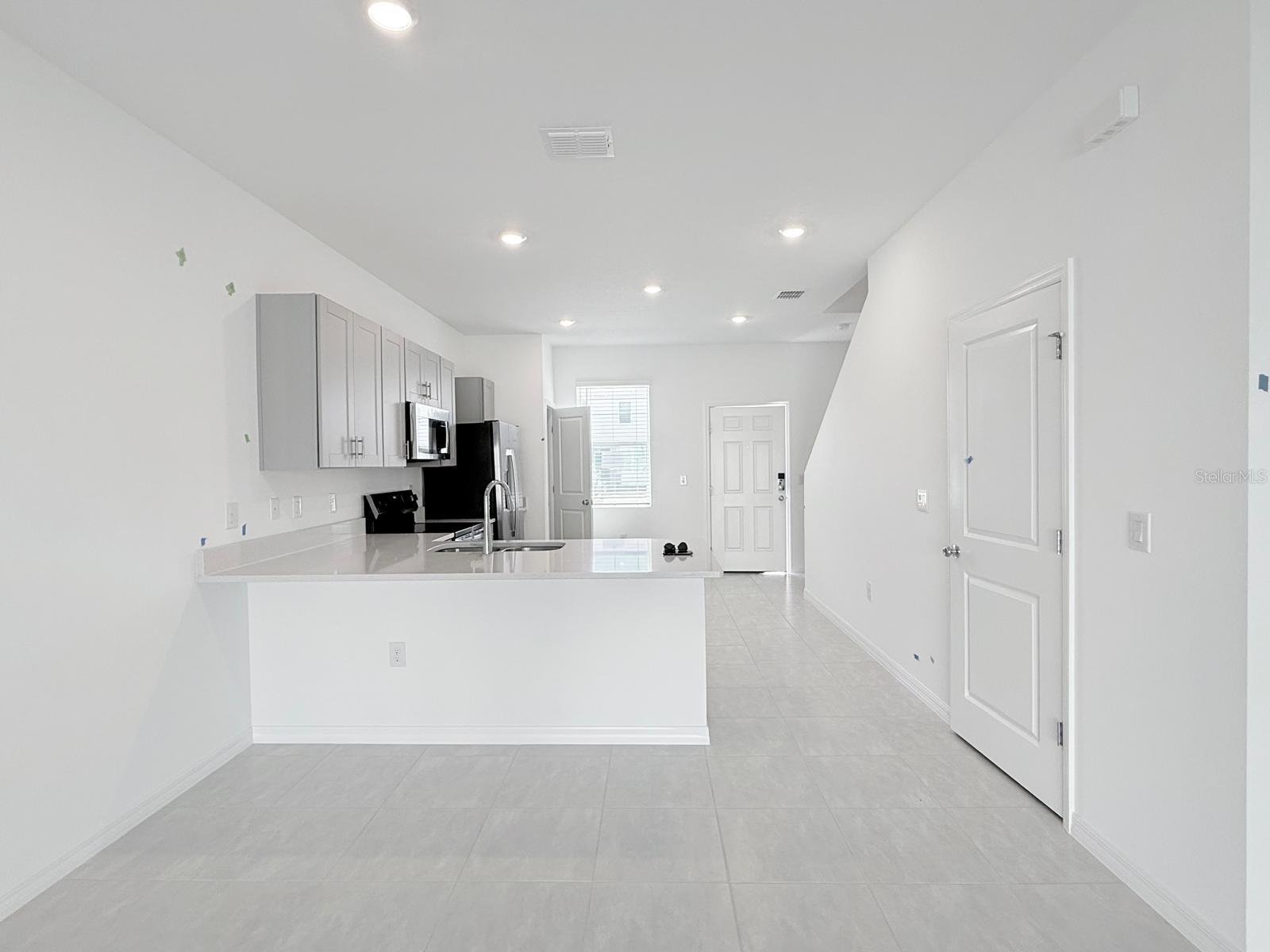 2924 SKYLINE LOOP, KISSIMMEE, FL, 34758