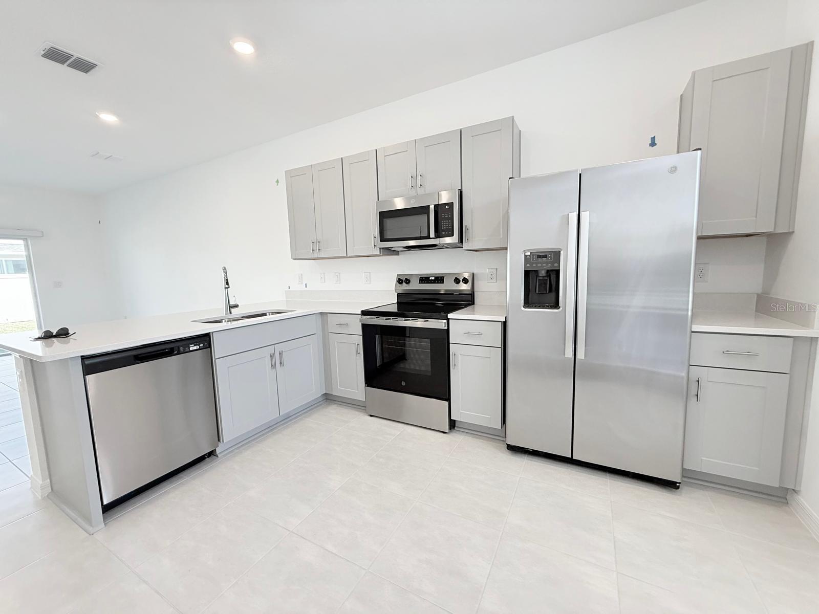 2924 SKYLINE LOOP, KISSIMMEE, FL, 34758