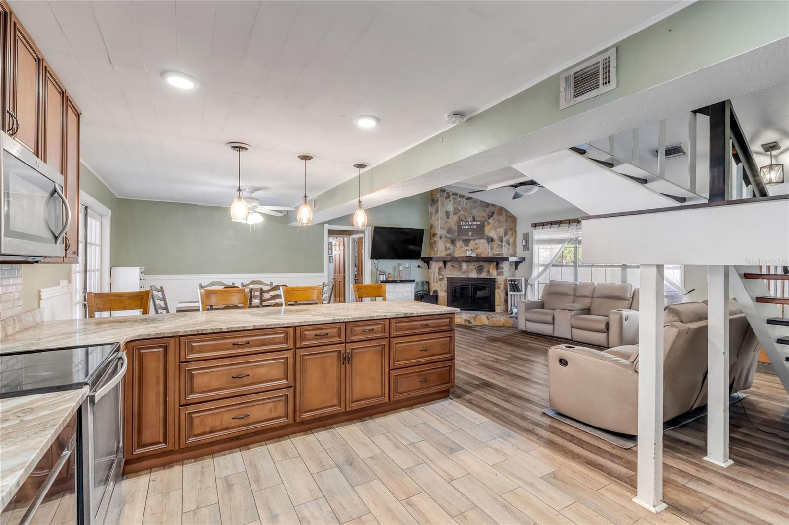 281 GALBRAITH AVE, OAK HILL, FL, 32759