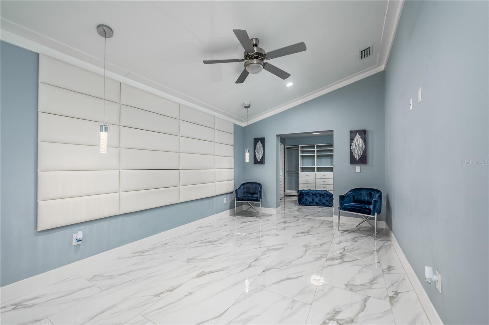 6814 N GLEN AVE, TAMPA, FL, 33614