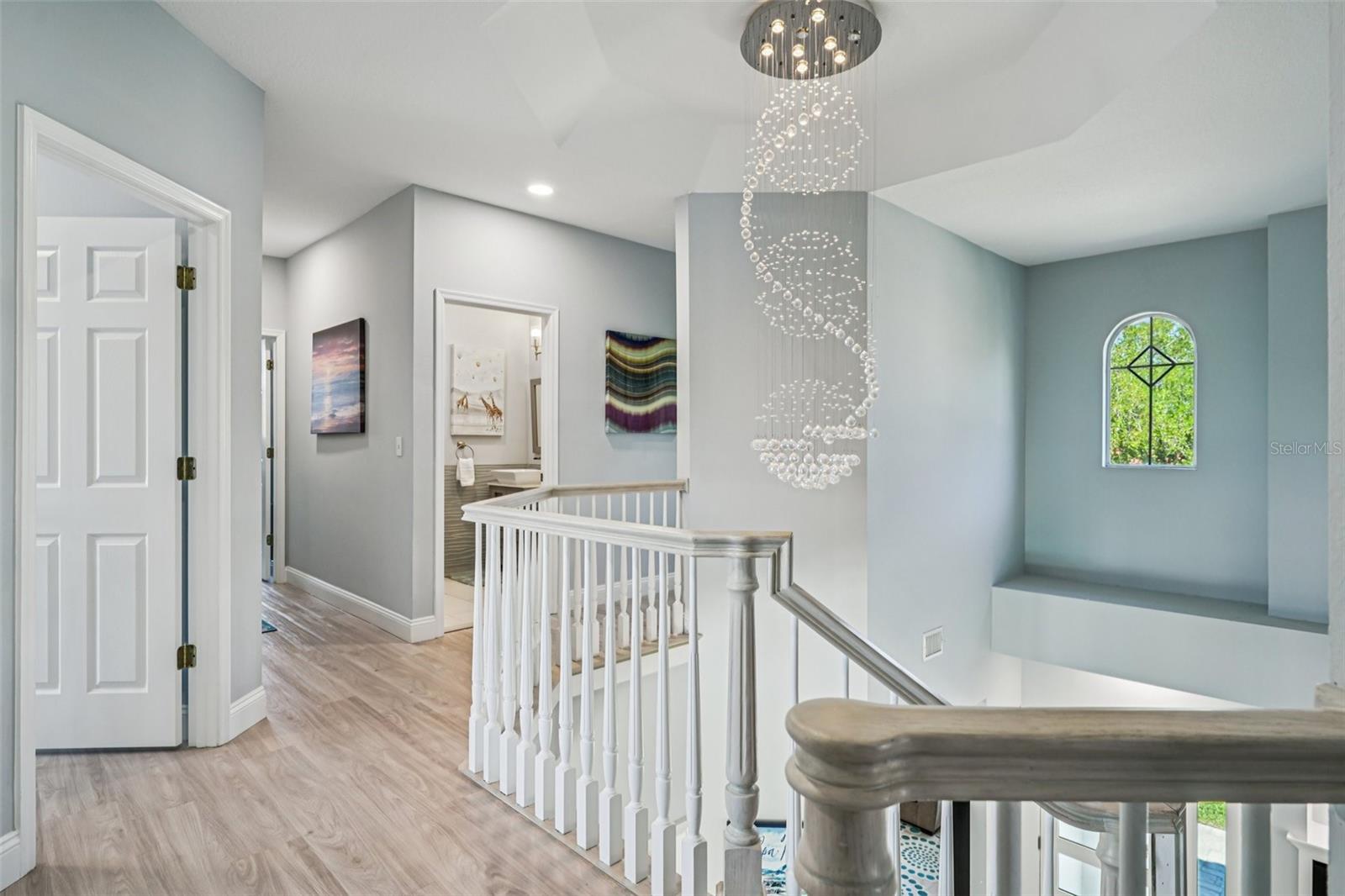 750 SAND PINE DR NE, ST PETERSBURG, FL, 33703