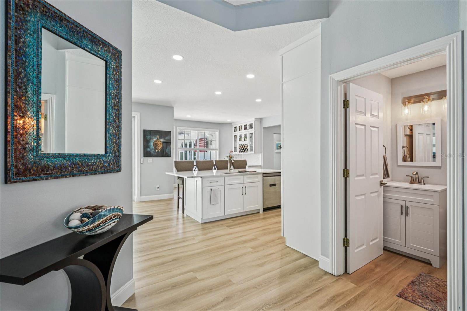 750 SAND PINE DR NE, ST PETERSBURG, FL, 33703