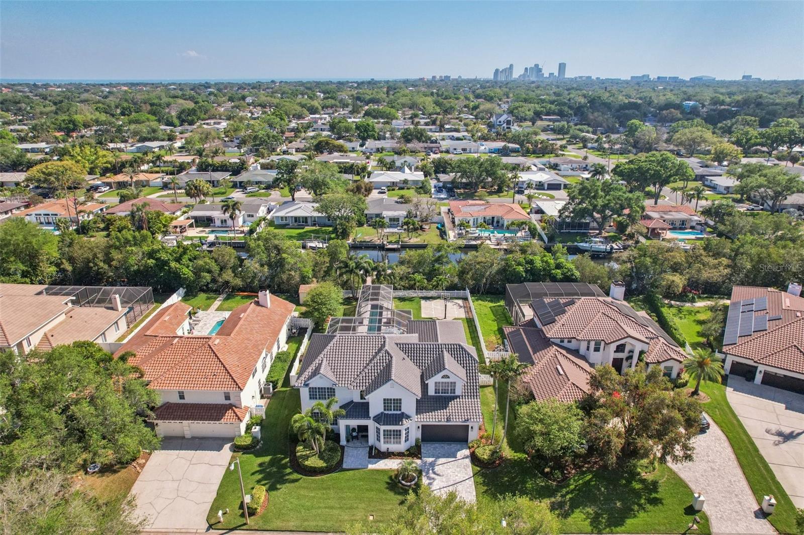750 SAND PINE DR NE, ST PETERSBURG, FL, 33703