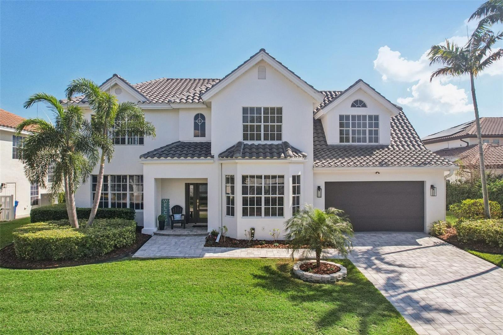 750 SAND PINE DR NE, ST PETERSBURG, FL, 33703