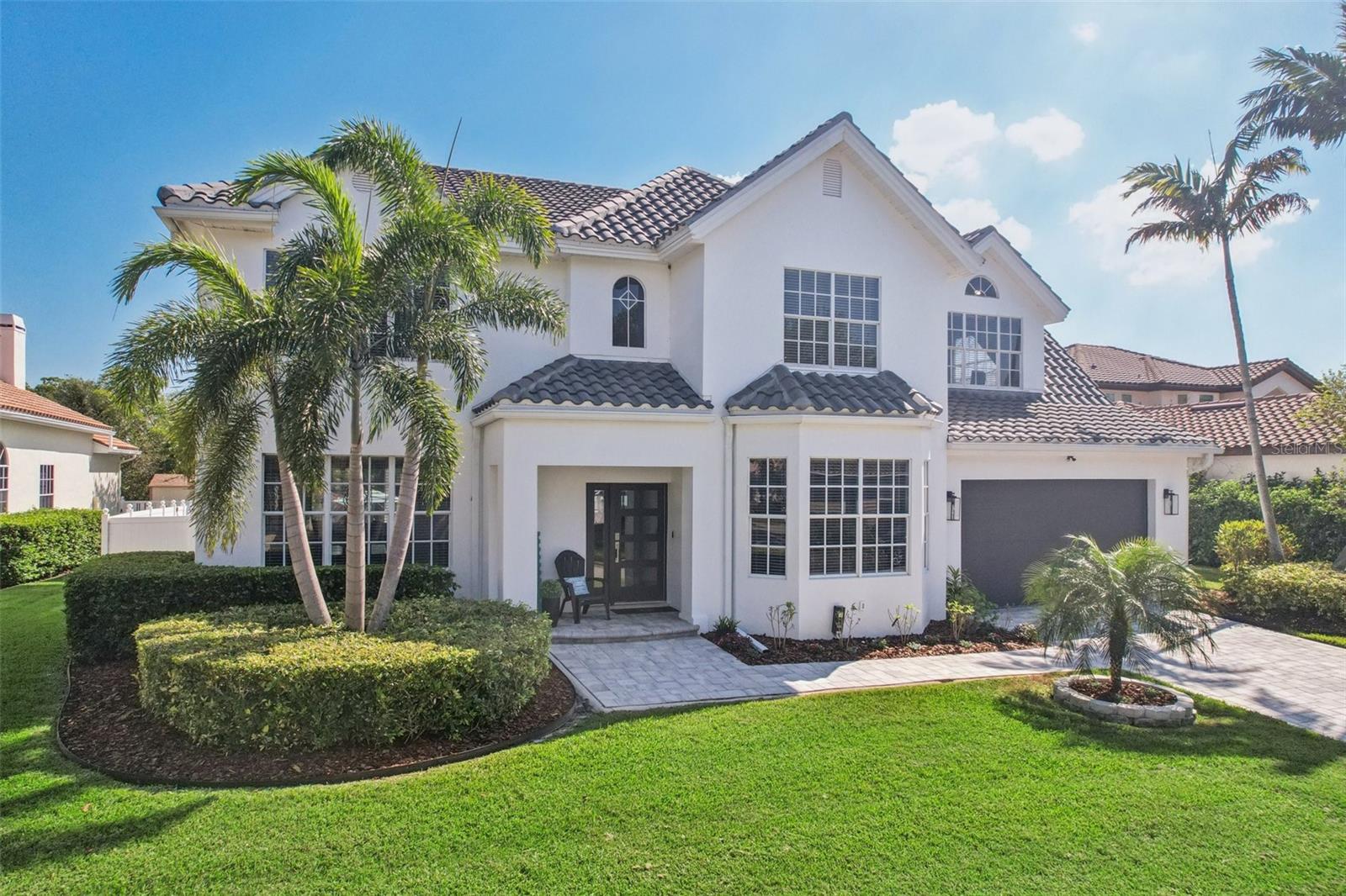 750 SAND PINE DR NE, ST PETERSBURG, FL, 33703