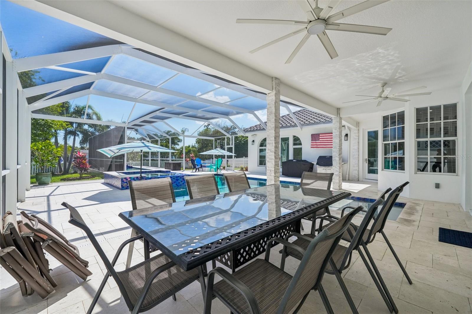 750 SAND PINE DR NE, ST PETERSBURG, FL, 33703