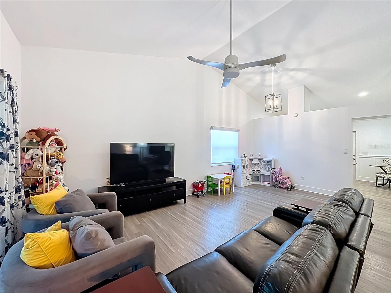 10405 CRESTO DELSOL CIR, ORLANDO, FL, 32817