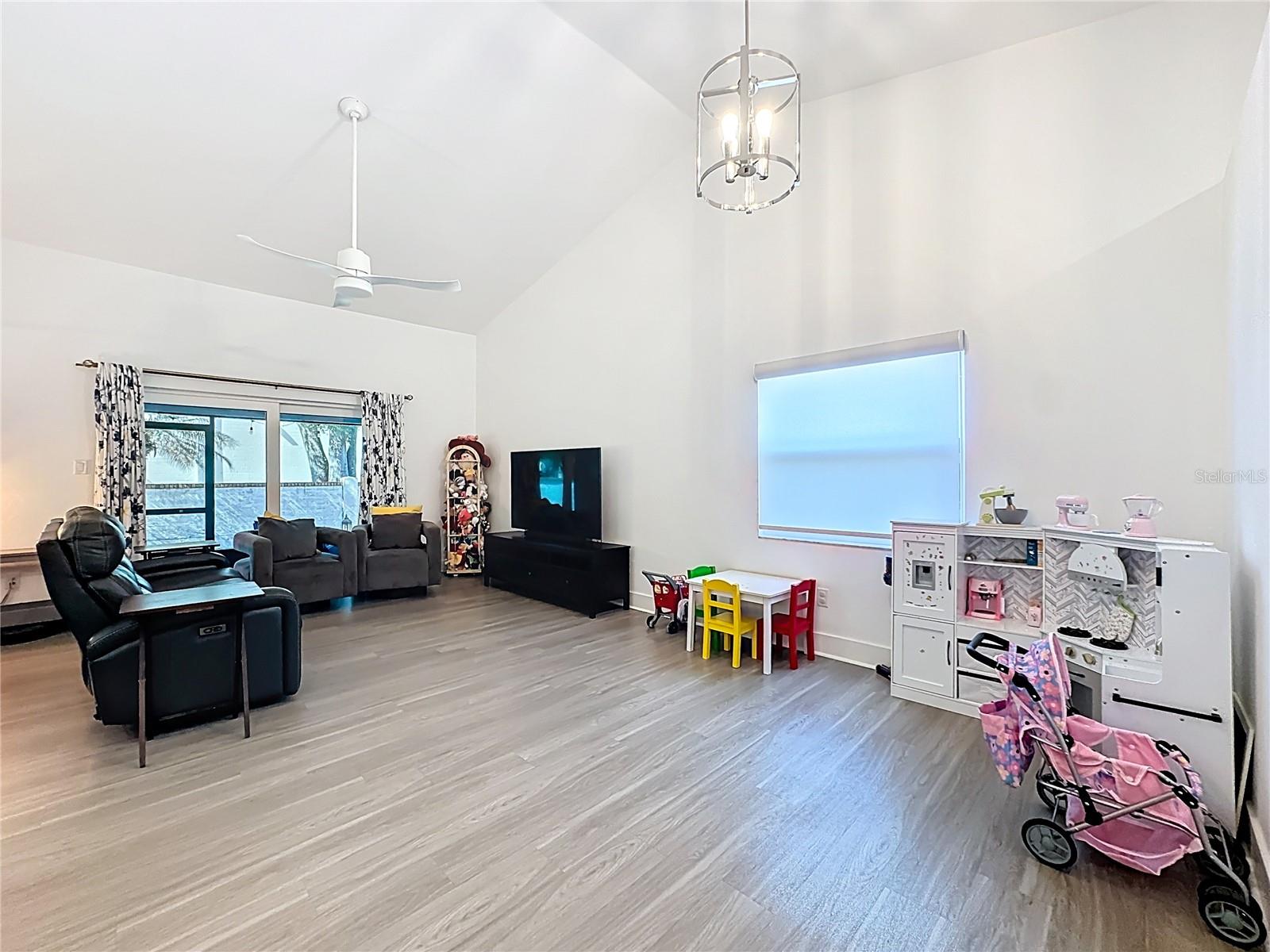 10405 CRESTO DELSOL CIR, ORLANDO, FL, 32817