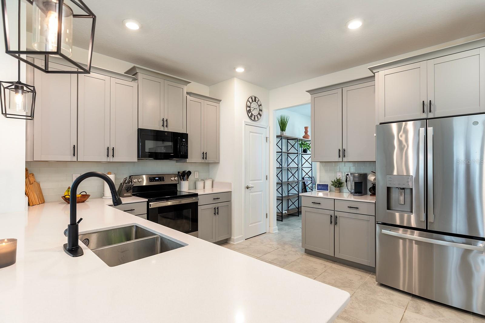 9935 INTRODUCTION WAY, ORLANDO, FL, 32832