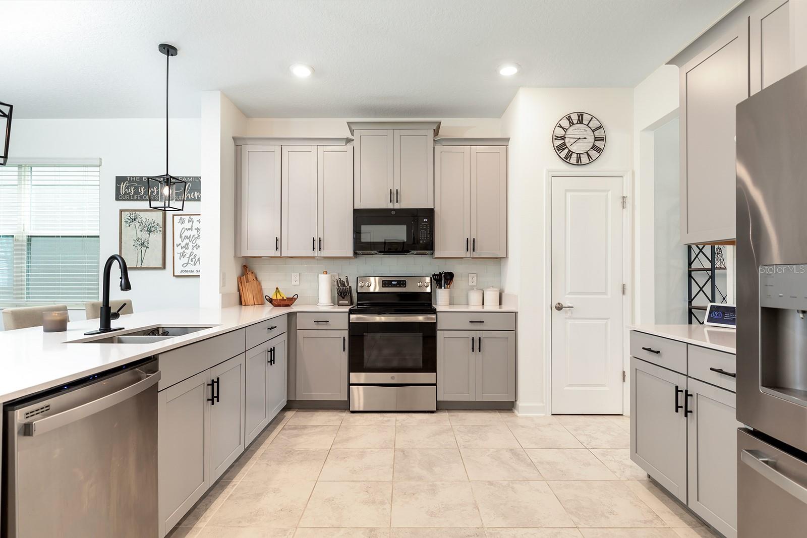 9935 INTRODUCTION WAY, ORLANDO, FL, 32832