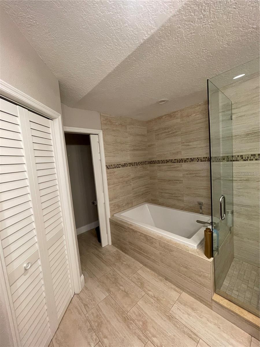 1450 MAHOGANY LN, PALM HARBOR, FL, 34683