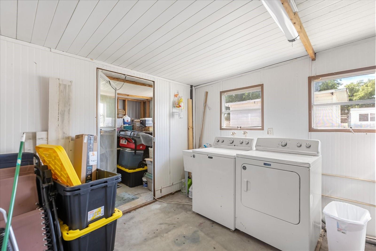 11504 HICKORY LN, TAVARES, FL, 32778