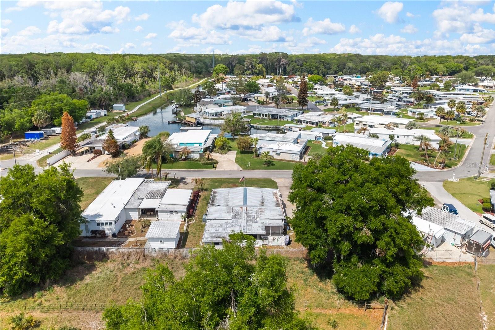 11504 HICKORY LN, TAVARES, FL, 32778