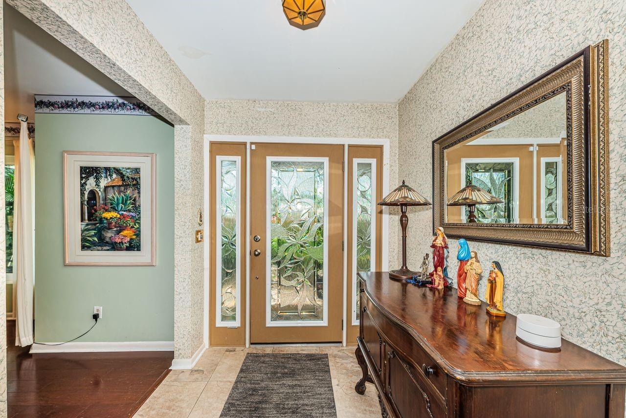 1704 CYPRESS AVE, BELLEAIR, FL, 33756