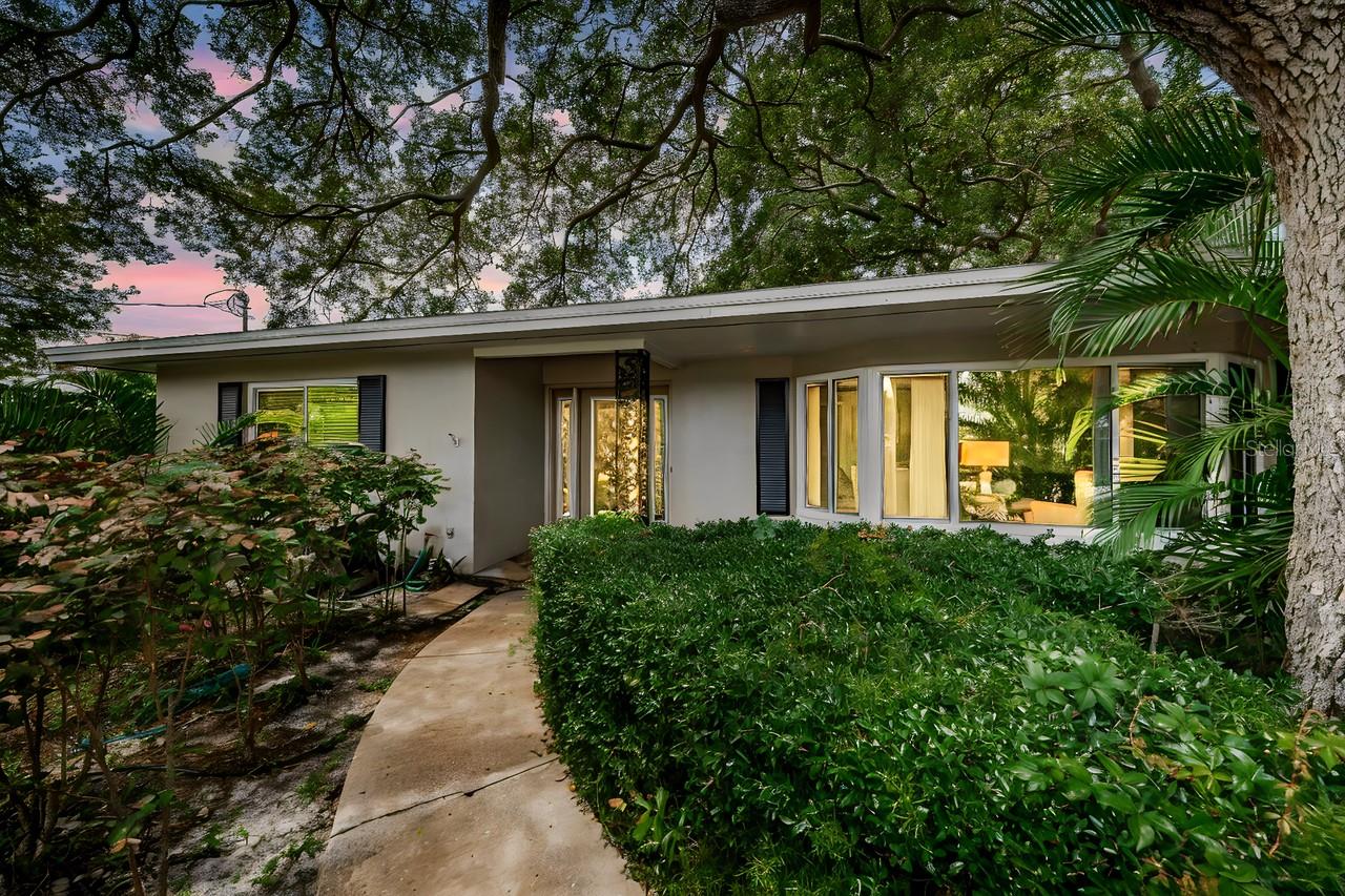 1704 CYPRESS AVE, BELLEAIR, FL, 33756