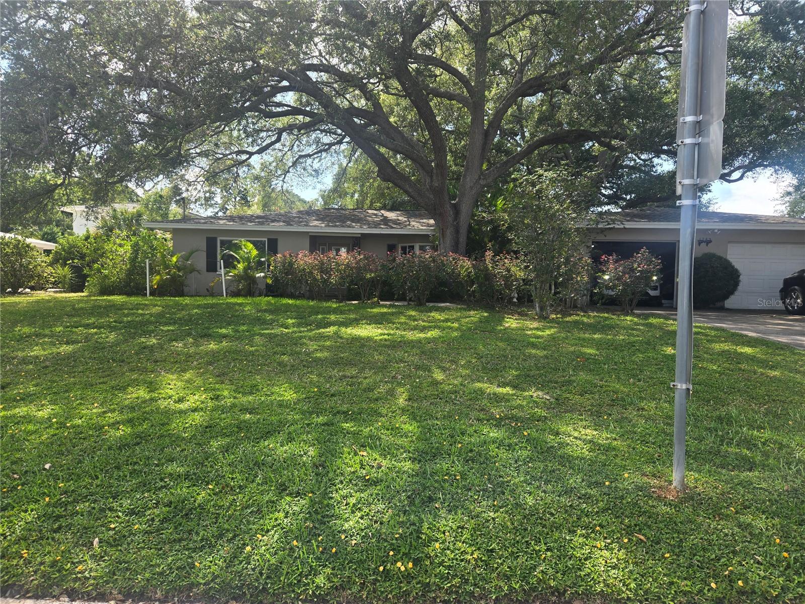 1704 CYPRESS AVE, BELLEAIR, FL, 33756