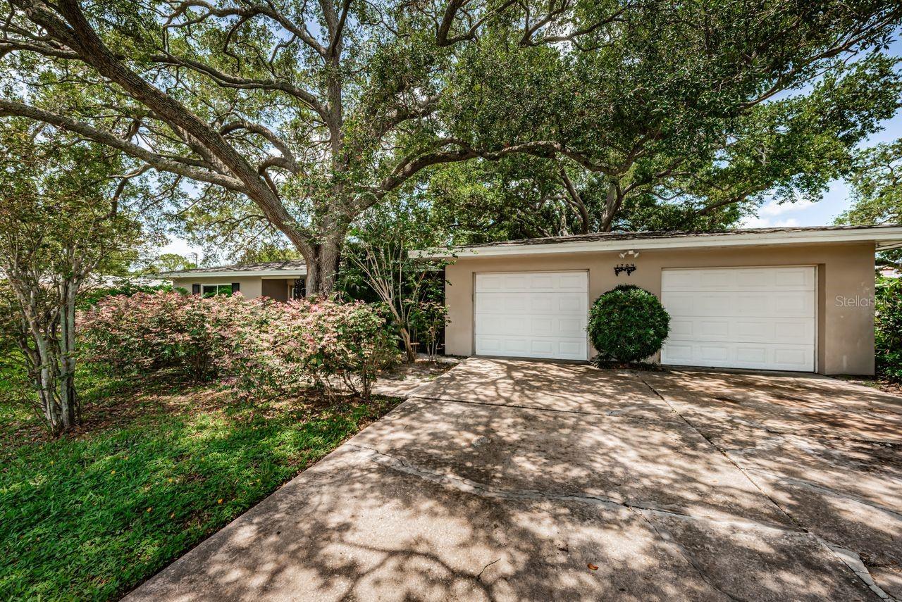 1704 CYPRESS AVE, BELLEAIR, FL, 33756