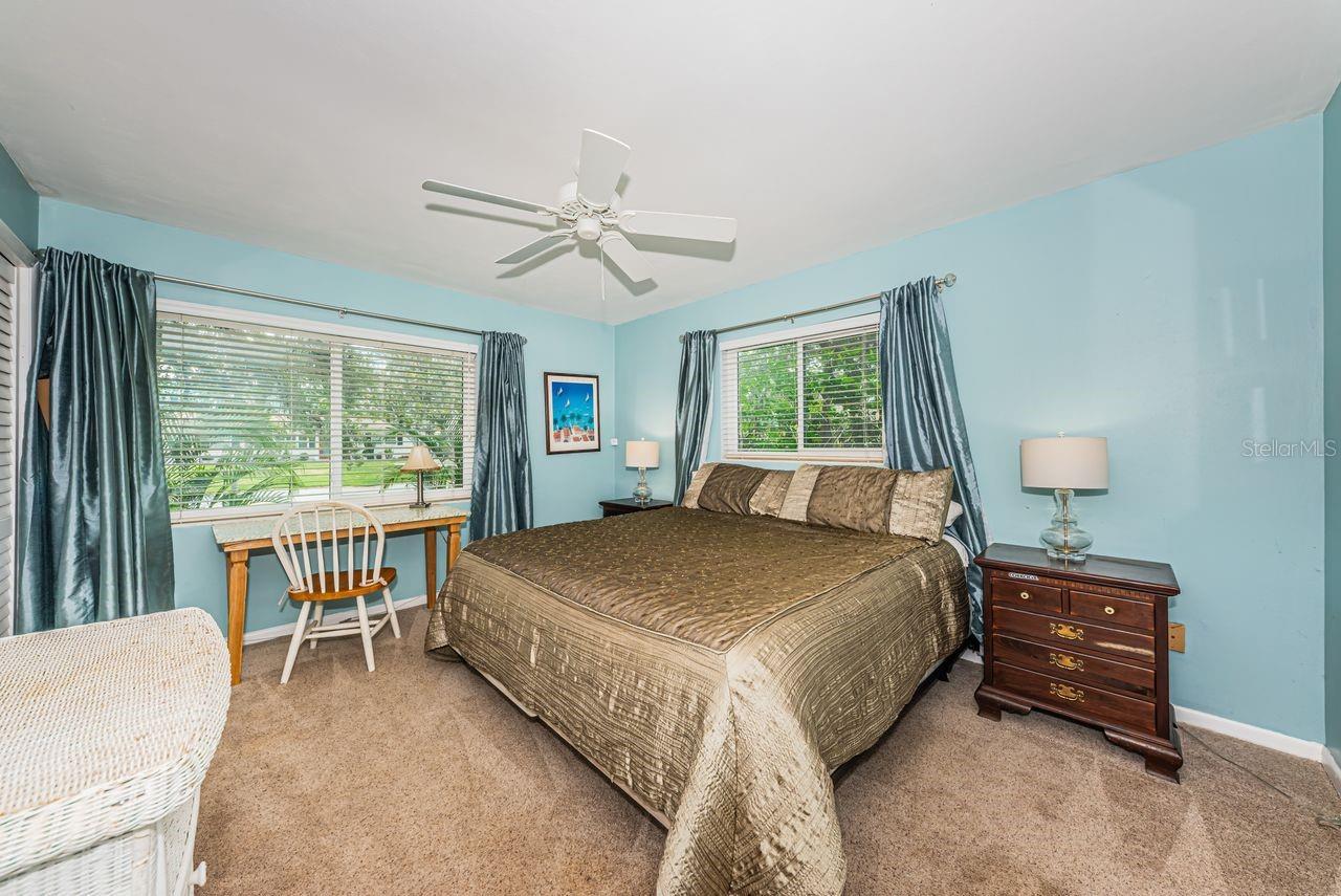 1704 CYPRESS AVE, BELLEAIR, FL, 33756