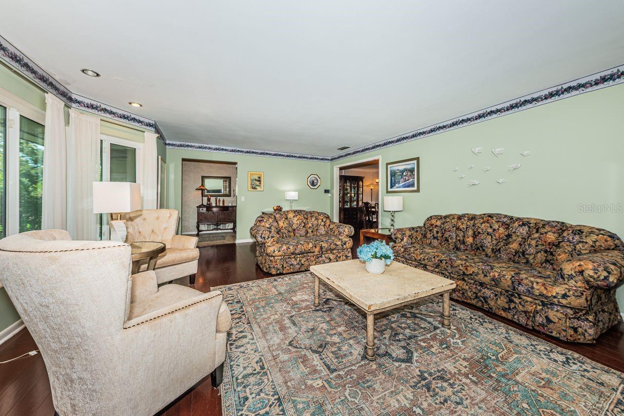 1704 CYPRESS AVE, BELLEAIR, FL, 33756