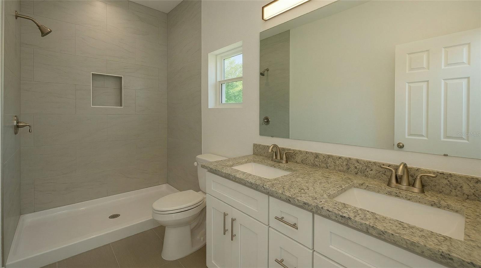 9022 GLENARM WAY, WEEKI WACHEE, FL, 34613