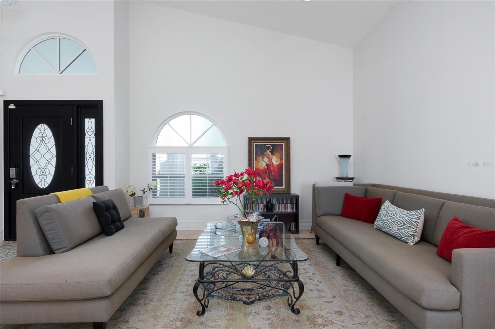 750 WHITE SAND DR NE, ST PETERSBURG, FL, 33703