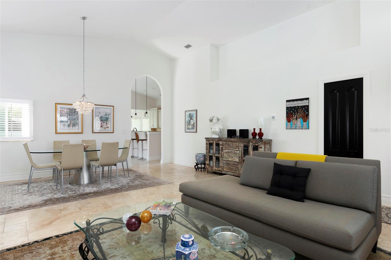 750 WHITE SAND DR NE, ST PETERSBURG, FL, 33703