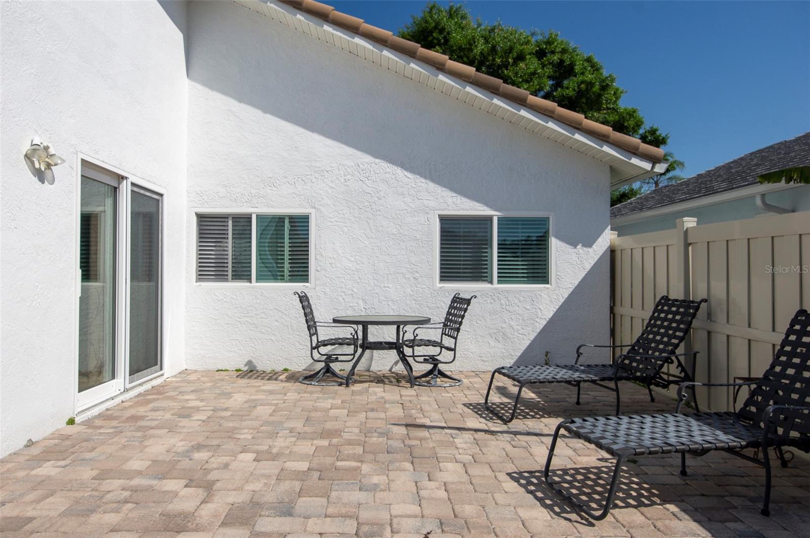 750 WHITE SAND DR NE, ST PETERSBURG, FL, 33703
