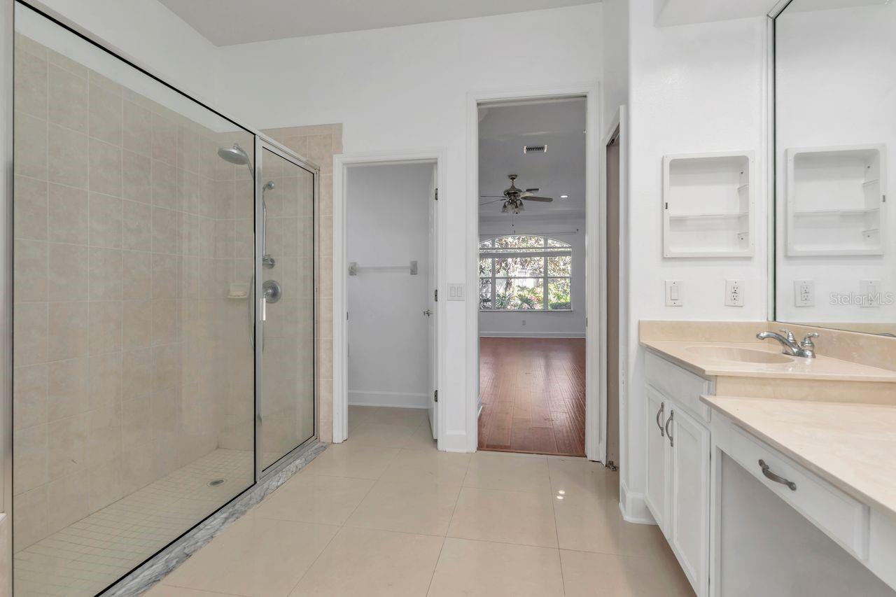 11637 BRISTOL CHASE DR, TAMPA, FL, 33626