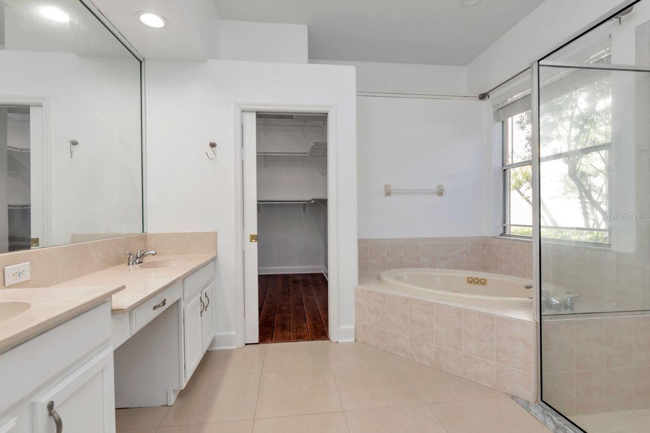 11637 BRISTOL CHASE DR, TAMPA, FL, 33626