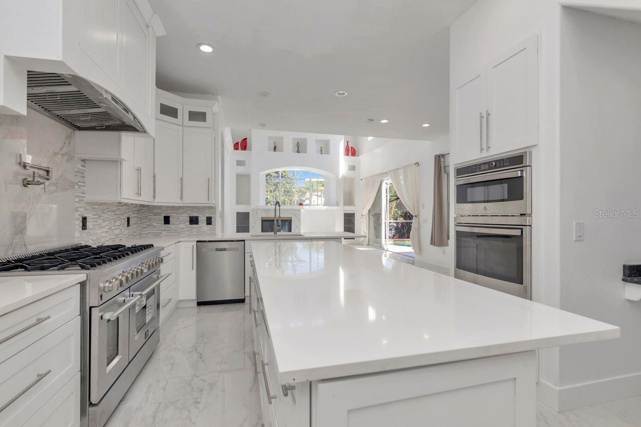 11637 BRISTOL CHASE DR, TAMPA, FL, 33626