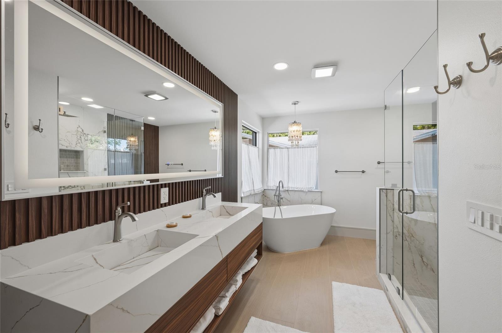 408 JACKSON DR, SARASOTA, FL, 34236