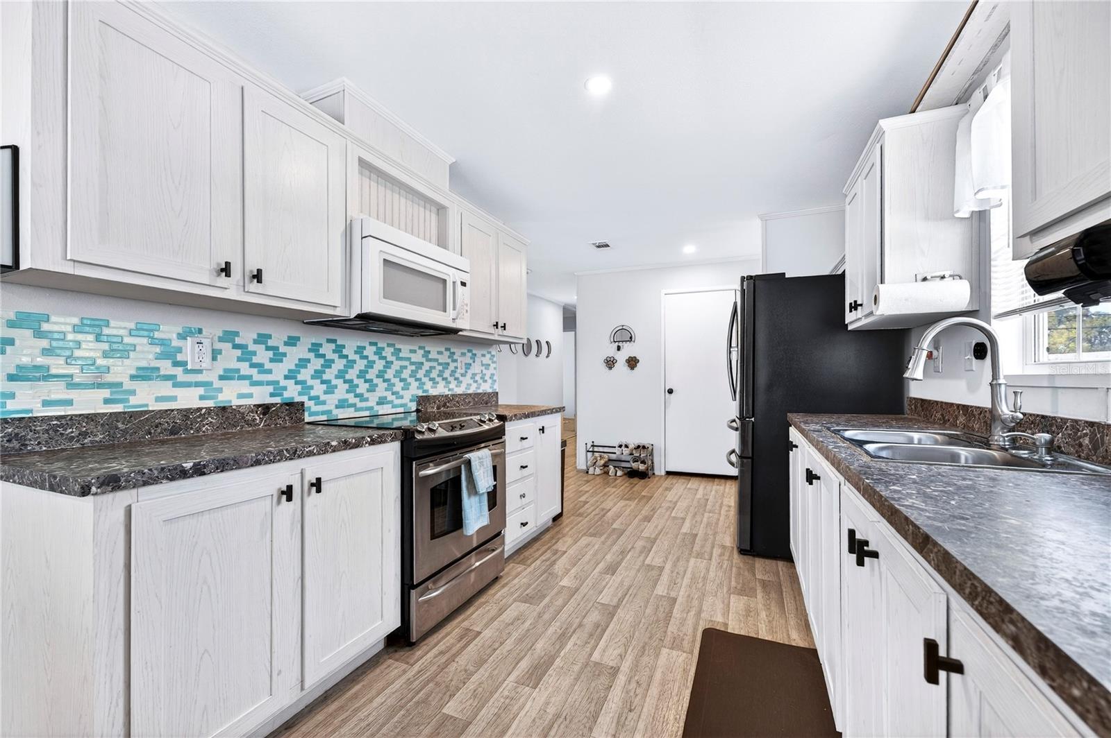 5266 PINELAND AVE, PORT ORANGE, FL, 32127