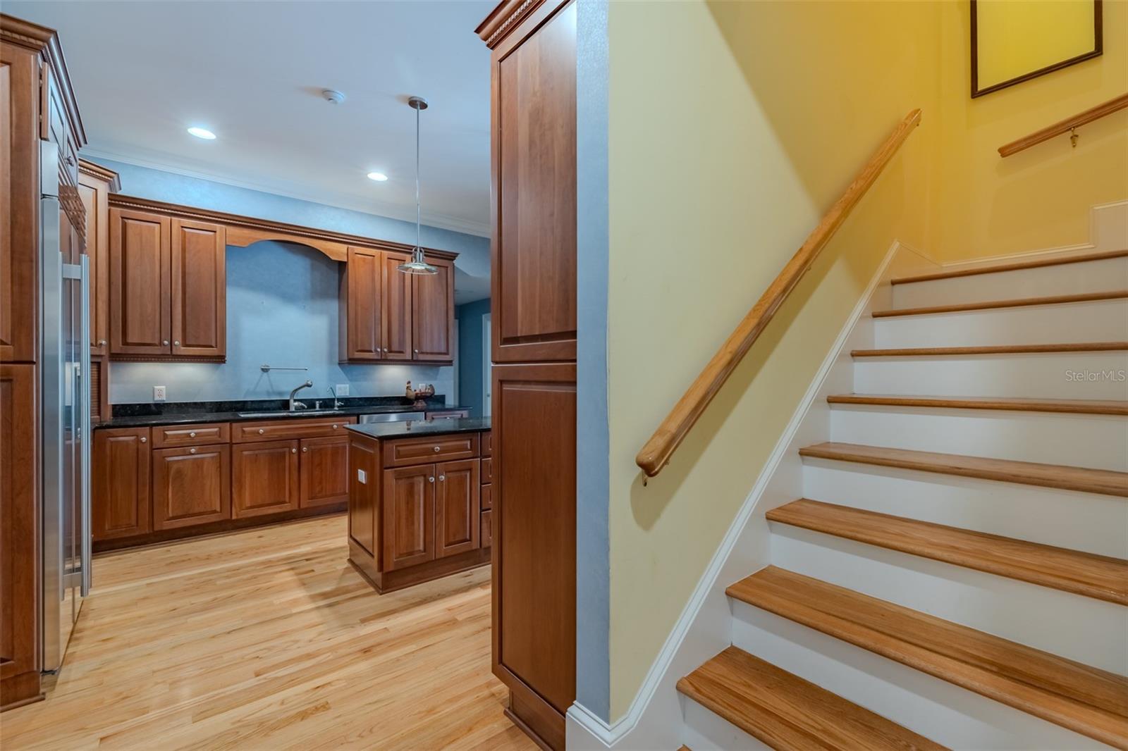 1816 S DOVER RD, DOVER, FL, 33527
