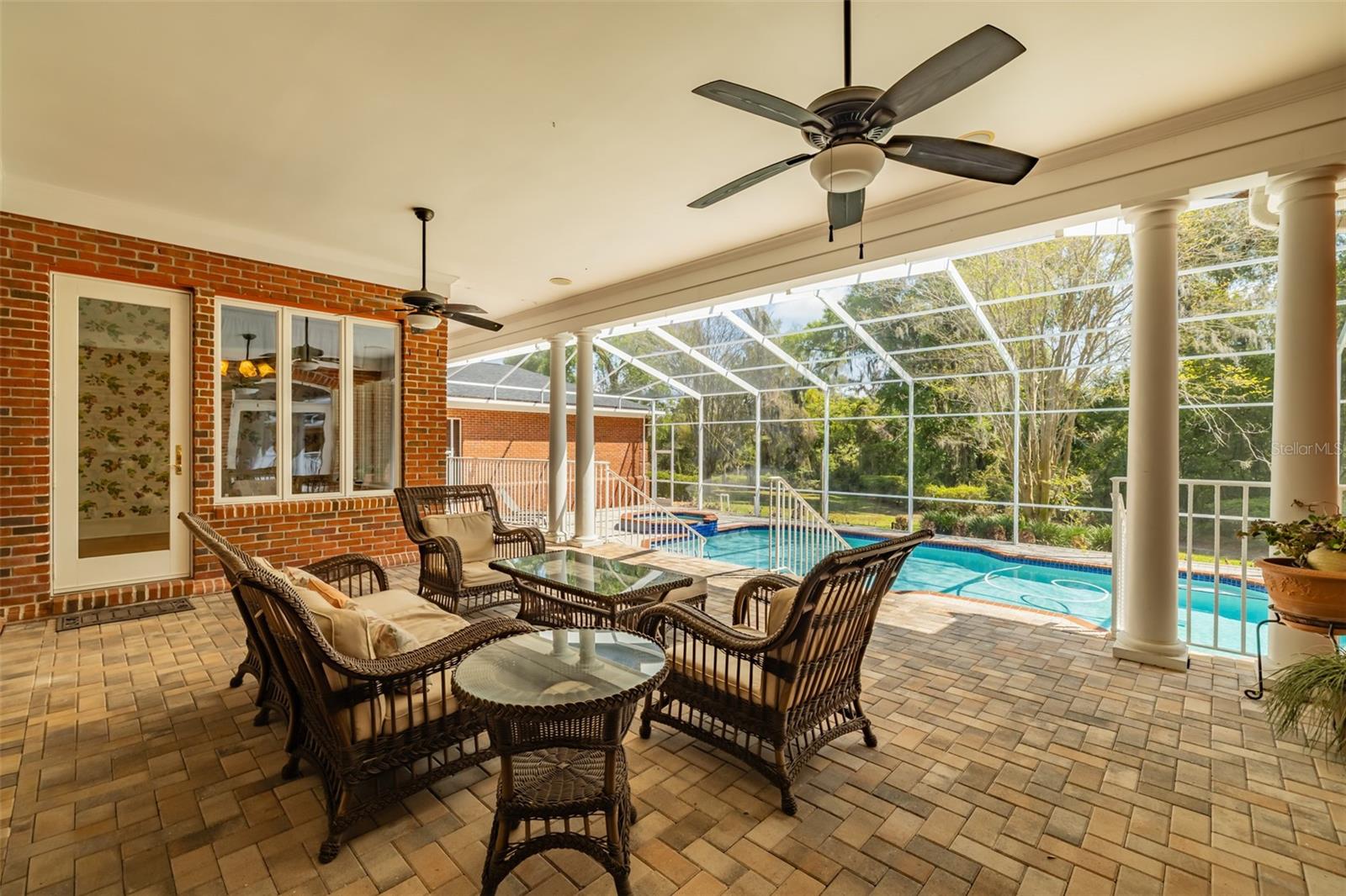 1816 S DOVER RD, DOVER, FL, 33527