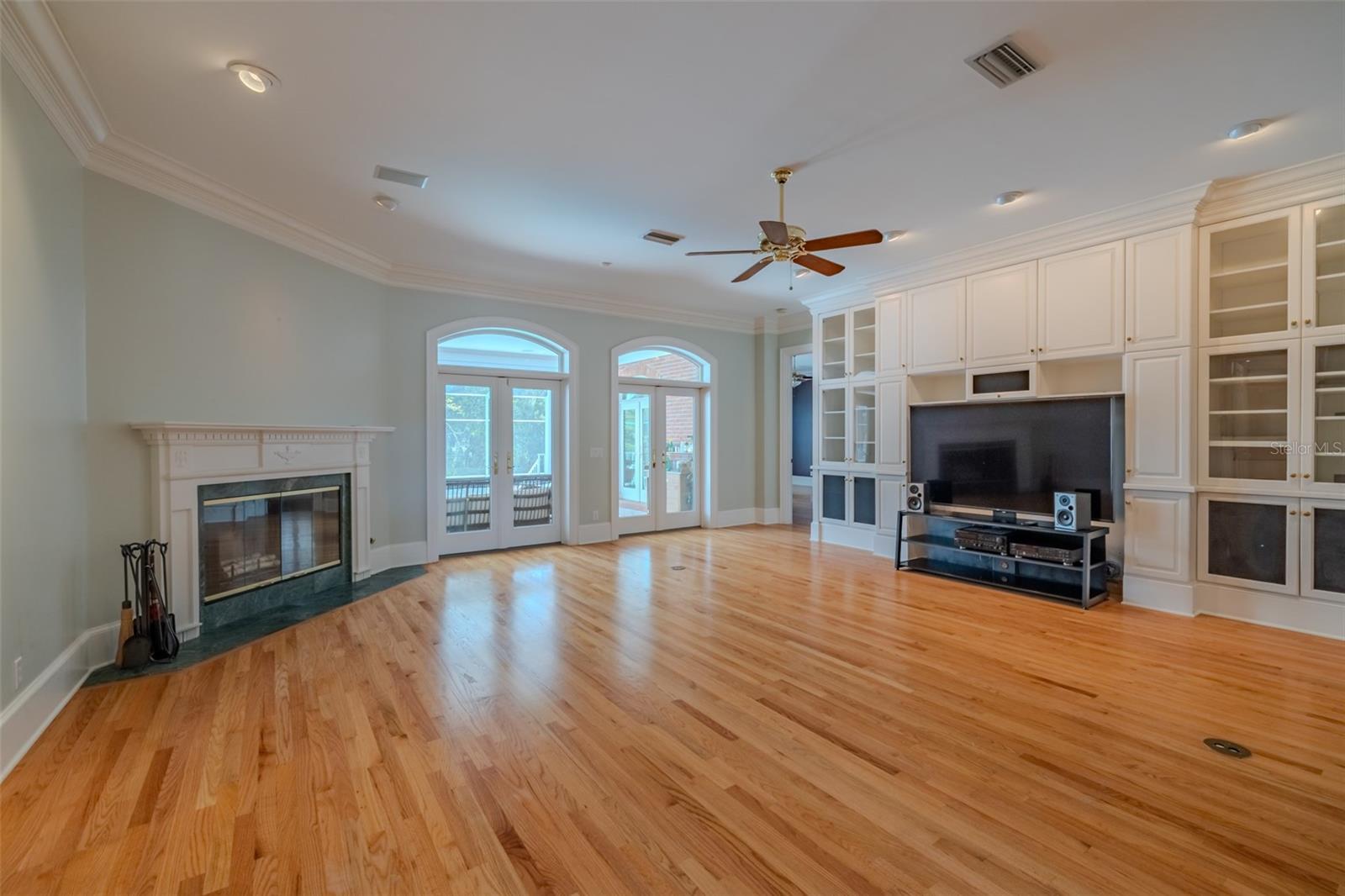 1816 S DOVER RD, DOVER, FL, 33527