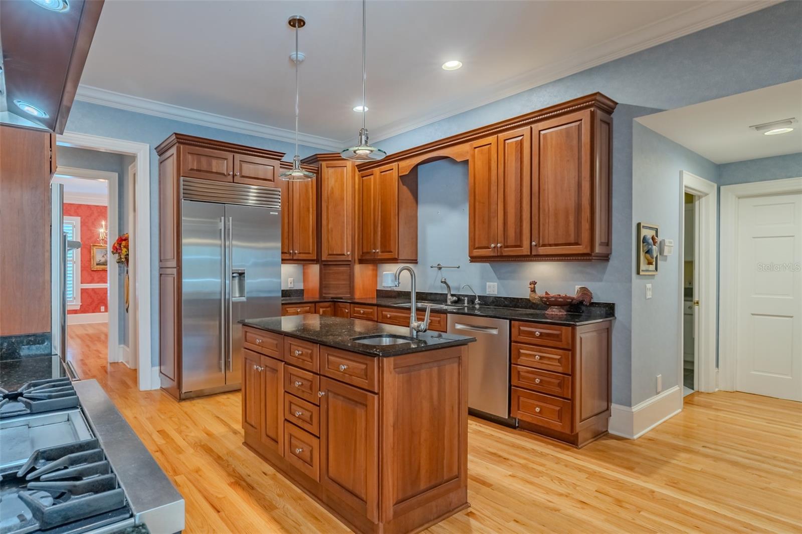 1816 S DOVER RD, DOVER, FL, 33527
