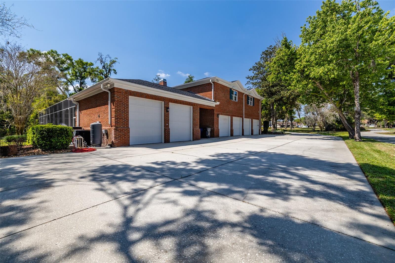 1816 S DOVER RD, DOVER, FL, 33527