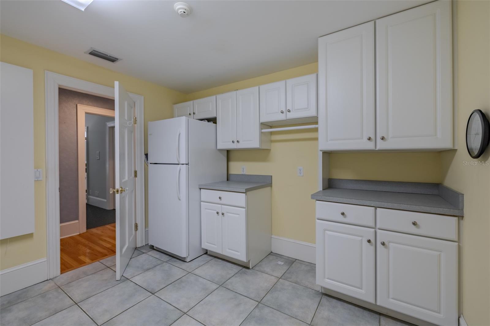 1816 S DOVER RD, DOVER, FL, 33527