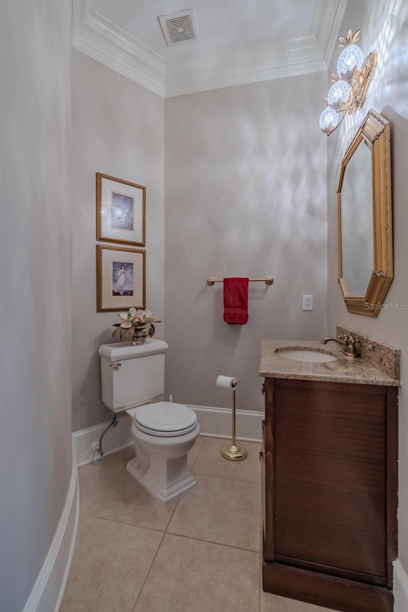 1816 S DOVER RD, DOVER, FL, 33527